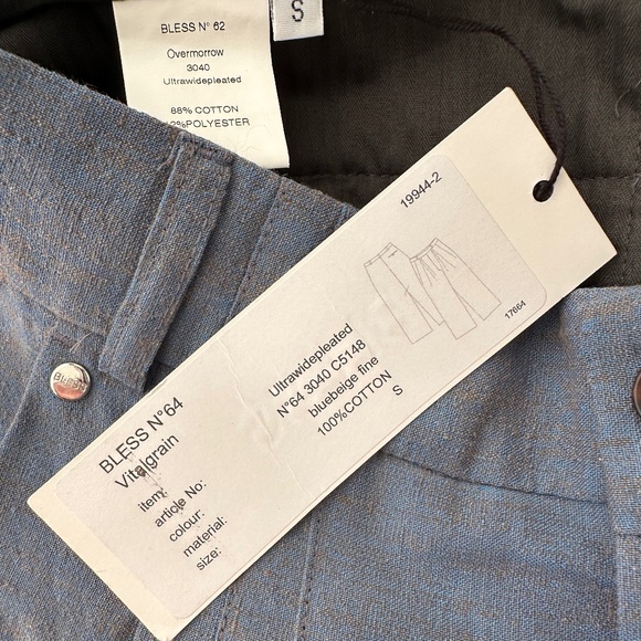 BLESS no.64 ultrawidepleated pants NEW - Picture 4 of 4